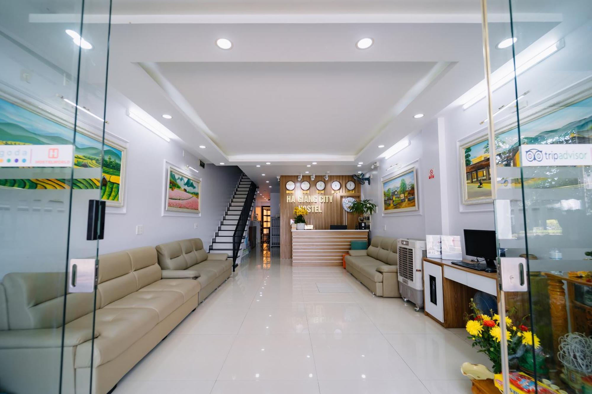 Ha Giang City Hostel Buitenkant foto